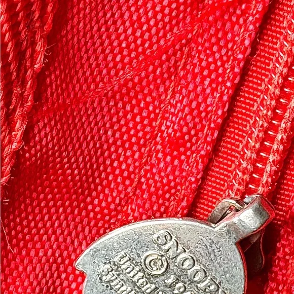 Vintage 80s Snoopy Peanuts Red Nylon Tote Bag - Woodstock - Rare Zipper Pull - Picture 8 of 9